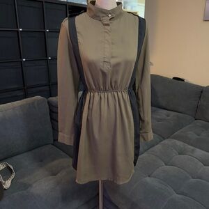 🏷️ 3 for $10 - Love Riche Mock Neck Colorblock Dress